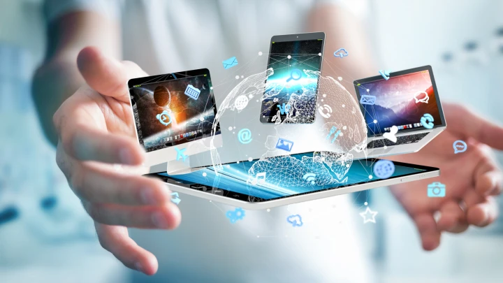 Hologramm Tablets in H&auml;nde